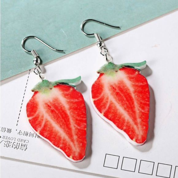 ❤️5/$15💚 Fun Summer Drop Dangle Strawberry Earrings (for Girls Women) - Picture 1 of 2